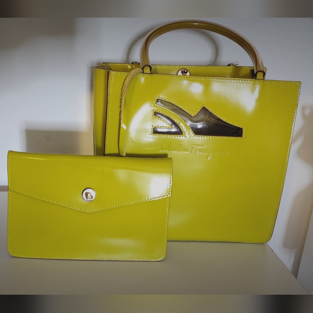 Like new Salvatore Ferragamo handbag